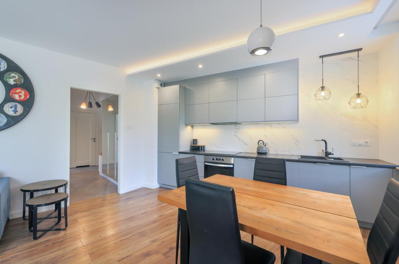 Apartmate- Heart Of Oldtown Apartment- Sauna & Security غدانسك المظهر الخارجي الصورة