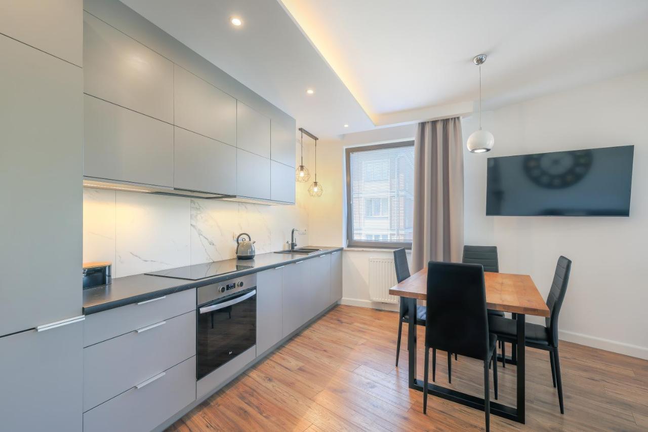 Apartmate- Heart Of Oldtown Apartment- Sauna & Security غدانسك المظهر الخارجي الصورة